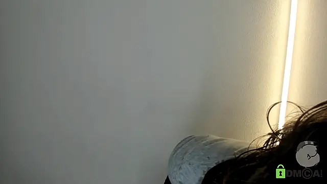 Snapshot of Alina_Mills chatting on September 23, 2025, 10:40 am Alina Mills online show from September 23, 2025, 10:40 am