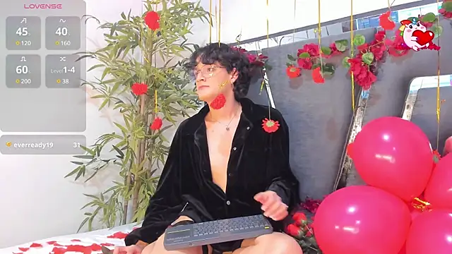 Black Rose2 online show from February 14, 2025, 3:05 pm