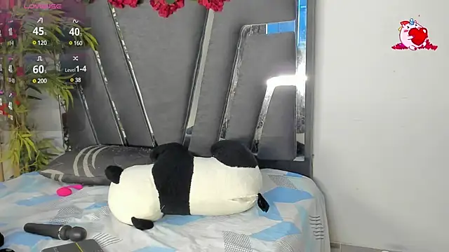 Black Rose2 online show from March 15, 2025, 11:40 am