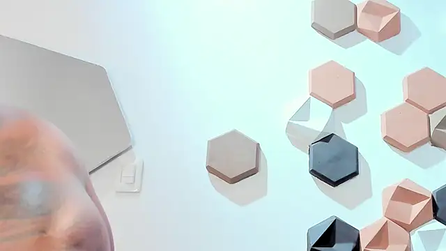 Makonneen online show from January 29, 2025, 7:57 am