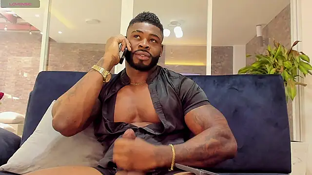 Makonneen online show from February 26, 2025, 9:27 pm