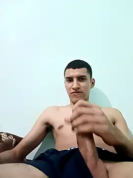 Rogersmit2 online show from January 30, 2025, 3:22 am