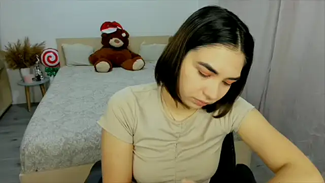 Snapshot of Alexa_Dolly12 chatting on December 17, 2024, 6:24 am Alexa Dolly12 online show from December 17, 2024, 6:24 am