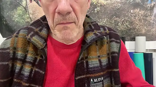 tauromolo online show from March 4, 2026, 2:17 am