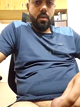 Hornie small Dick01 online show from October 2, 2025, 7:21 pm