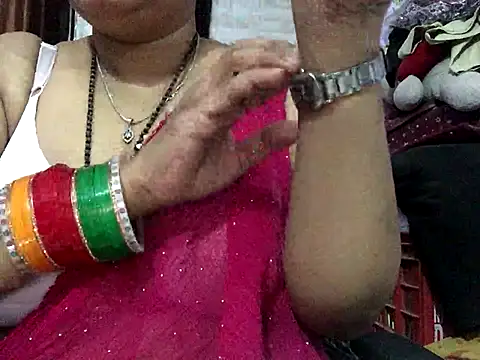 Snapshot of Desi_bhabhiii chatting on November 25, 2025, 5:51 am Desi bhabhiii online show from November 25, 2025, 5:51 am