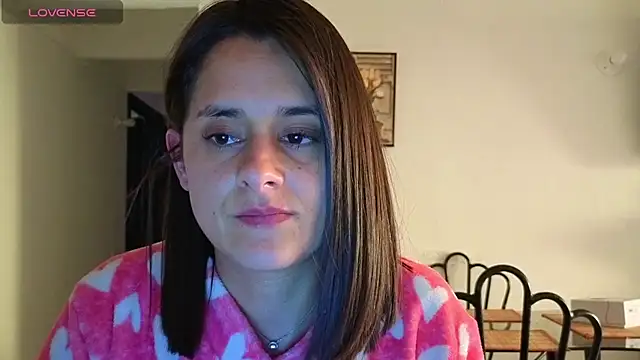 Alice milf  online show from September 26, 2025, 1:37 pm