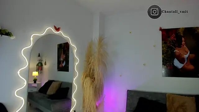 chantall smith online show from November 20, 2025, 12:16 pm