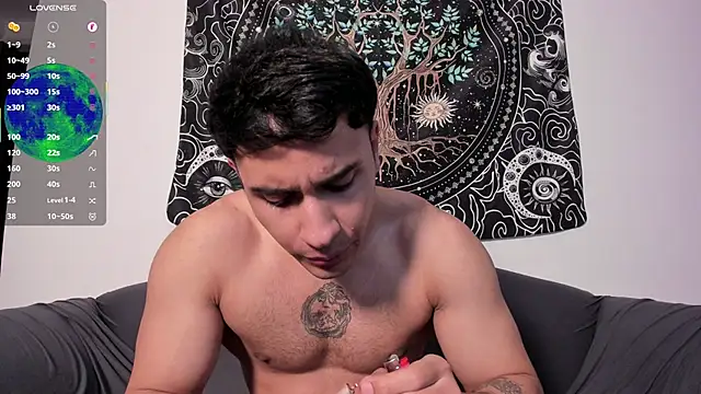 JayMarcos  online show from February 18, 2025, 7:43 am