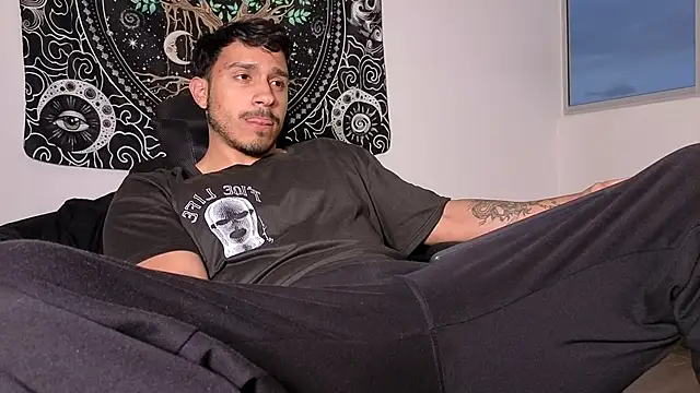 JayMarcos  online show from September 29, 2025, 10:58 pm