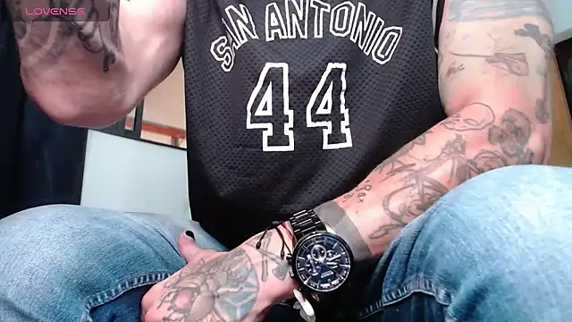 Snapshot of ren_stipee chatting on March 7, 2025, 2:46 am ren stipee online show from March 7, 2025, 2:46 am