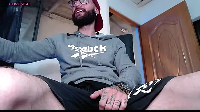 Snapshot of ren_stipee chatting on March 18, 2025, 1:10 am ren stipee online show from March 18, 2025, 1:10 am