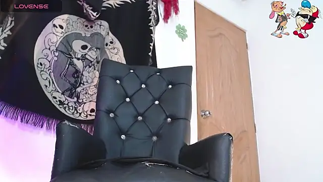 Snapshot of ren_stipee chatting on November 6, 2025, 11:26 pm ren stipee online show from November 6, 2025, 11:26 pm