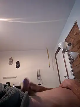 Snapshot of BigDDave6979 chatting on September 11, 2025, 2:44 am BigDDave6979 online show from September 11, 2025, 2:44 am