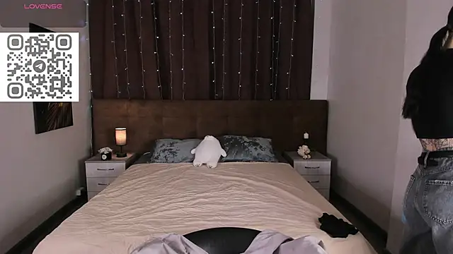 toooyour online show from September 9, 2025, 11:15 pm