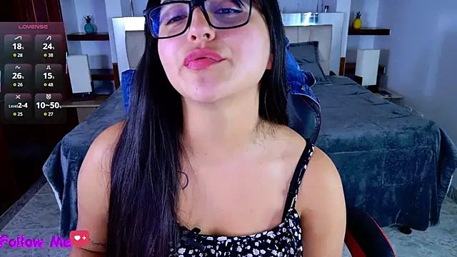 scarlleth  online show from January 9, 2026, 12:08 pm