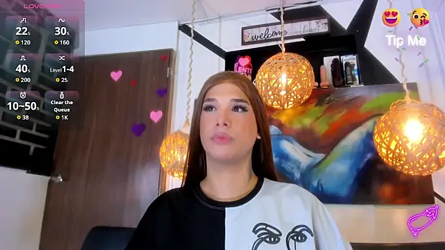 victoria aleia  online show from April 2, 2026, 5:49 am