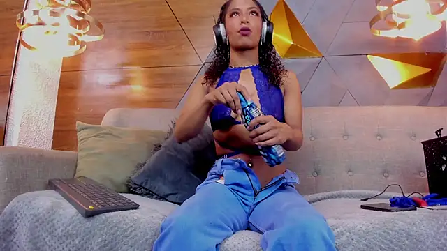 sarah banks1 online show from December 30, 2024, 7:11 pm