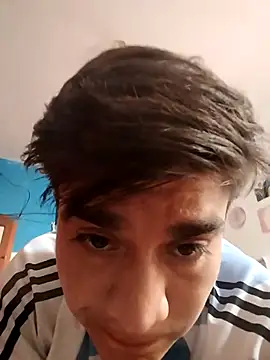 leonvilt2 online show from January 7, 2026, 7:49 pm