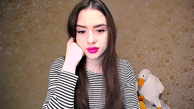  your fantasy girl online show from February 13, 2025, 8:45 pm