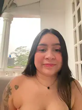 Pretty Isadora online show from January 25, 2025, 11:00 pm