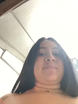 Pretty Isadora online show from January 29, 2025, 11:25 pm