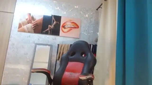 Samantabrown  online show from April 18, 2026, 11:14 am