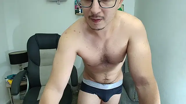 jacob strokes01 online show from December 15, 2025, 6:01 pm