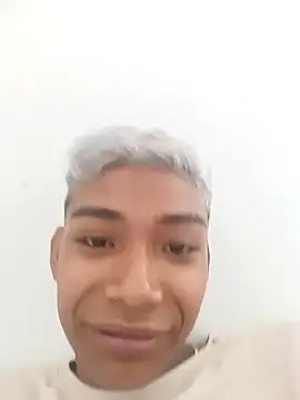 alejo cute online show from December 25, 2024, 2:02 pm