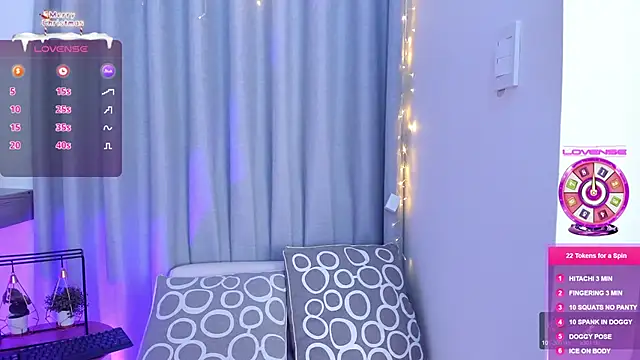 Lucyortiz  online show from December 24, 2024, 11:28 am