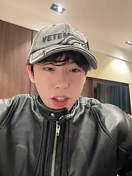 1a1a1alll online show from March 8, 2025, 2:40 pm