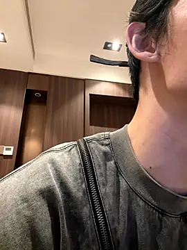 1a1a1alll online show from September 17, 2025, 3:03 pm