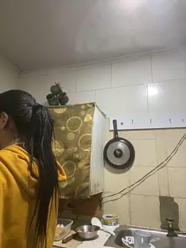 luna asss online show from February 15, 2025, 4:36 am