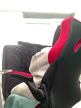 luna asss online show from March 6, 2025, 5:11 pm