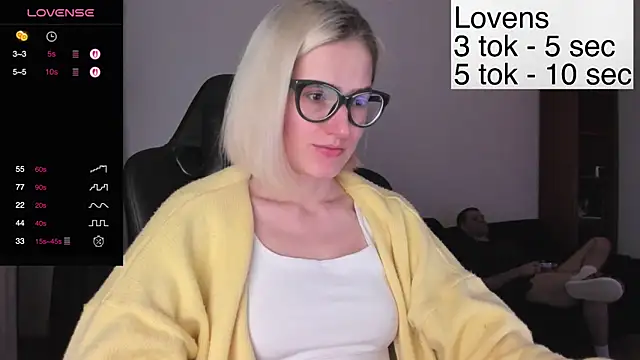 Sexy Sweets online show from November 4, 2025, 4:17 pm