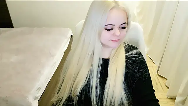 Snapshot of lovely-eyes chatting on February 23, 2025, 10:20 pm lovely-eyes online show from February 23, 2025, 10:20 pm