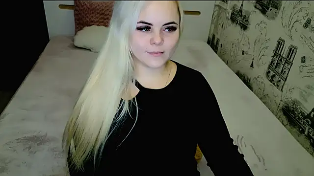 lovely-eyes online show from December 4, 2025, 7:55 pm