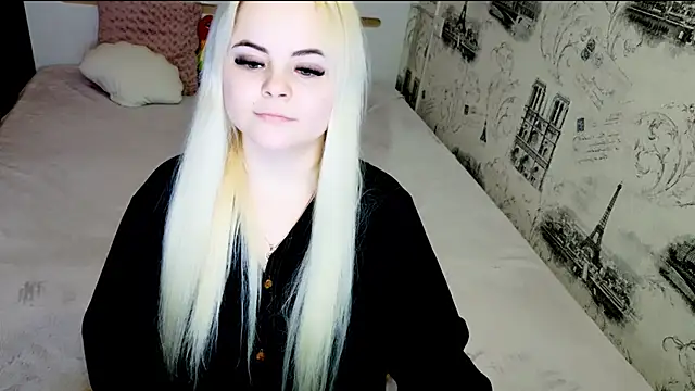 Snapshot of lovely-eyes chatting on April 21, 2026, 7:17 pm lovely-eyes online show from April 21, 2026, 7:17 pm