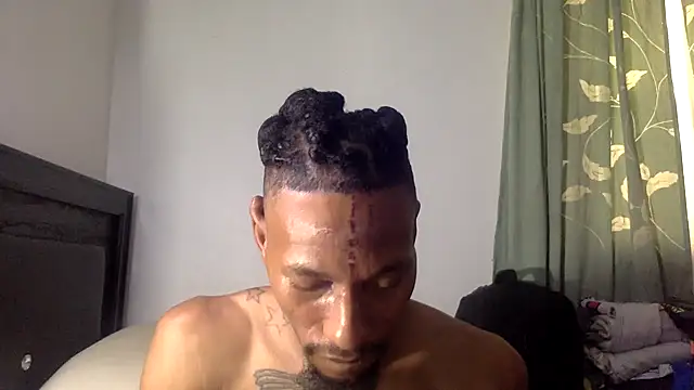 KingDerRico online show from November 19, 2025, 4:07 pm