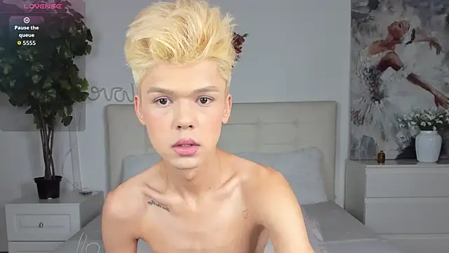 Felix Rey online show from November 24, 2025, 3:34 pm