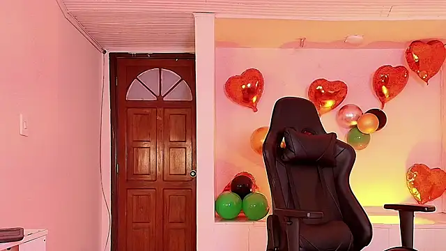 MorganaCrowley online show from March 19, 2025, 10:42 pm