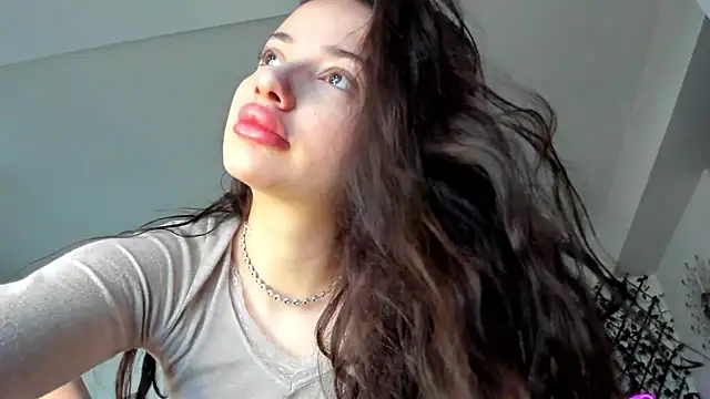 IreneVON online show from March 15, 2025, 5:41 am