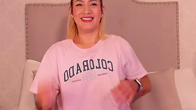 Emily robertss online show from September 18, 2025, 3:30 am