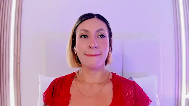 Emily robertss online show from April 15, 2026, 7:58 pm