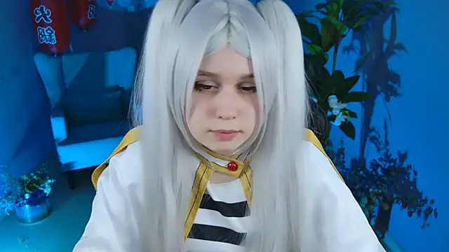 FioraMarmoris online show from February 15, 2025, 11:17 am