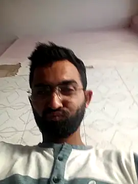 sagarghai07 online show from April 1, 2026, 10:16 am