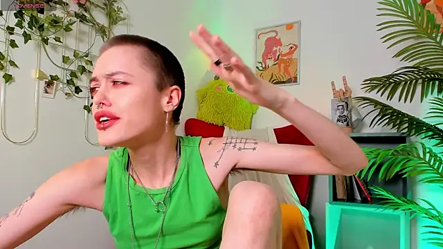 PamelaYong online show from March 2, 2025, 1:38 pm