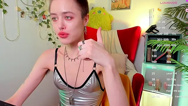 PamelaYong online show from March 20, 2025, 1:37 pm