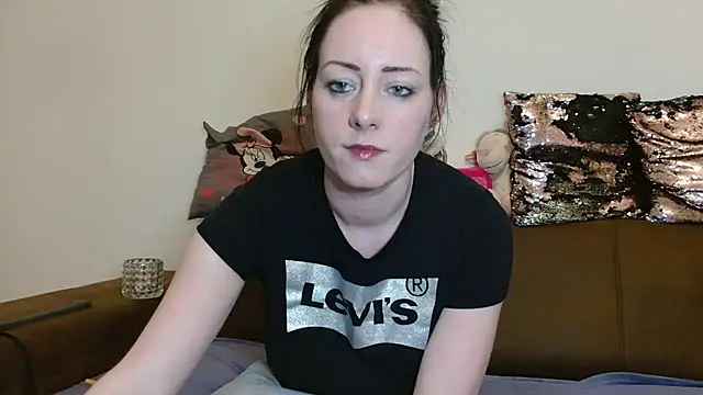 Jasmin-White online show from February 13, 2025, 10:11 pm