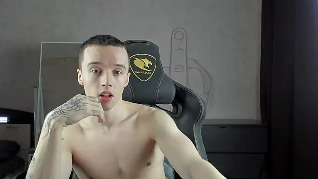 MasonWarholl online show from January 4, 2025, 5:37 pm